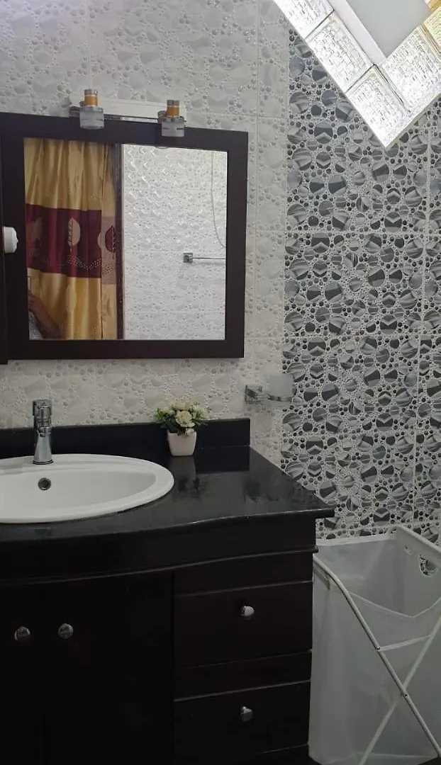 Ivory Home Stay & Self-Catering Guest House Ja-Ela Sri Lanka