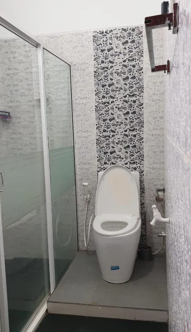 Ivory Home Stay & Self-Catering Guest House Ja-Ela Sri Lanka