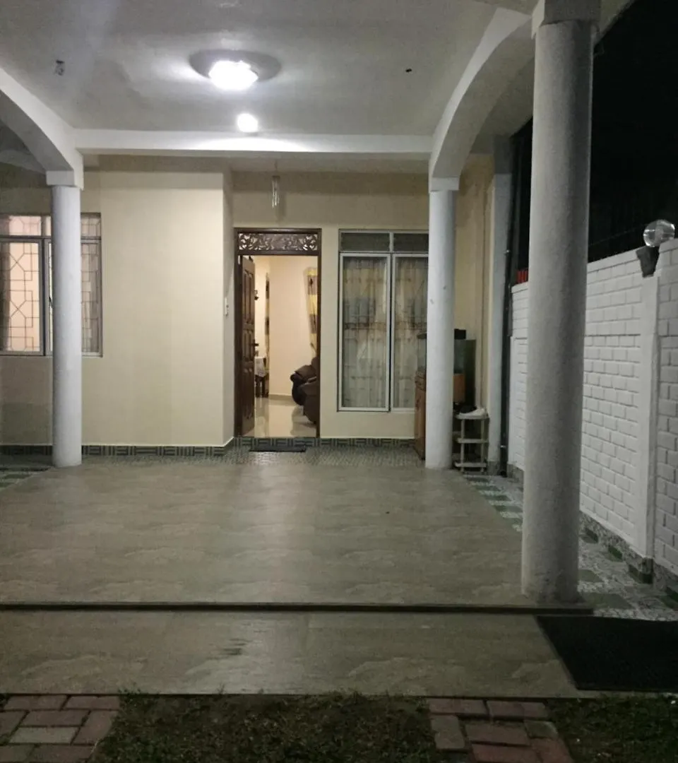 Ivory Home Stay & Self-Catering Guest House Ja-Ela