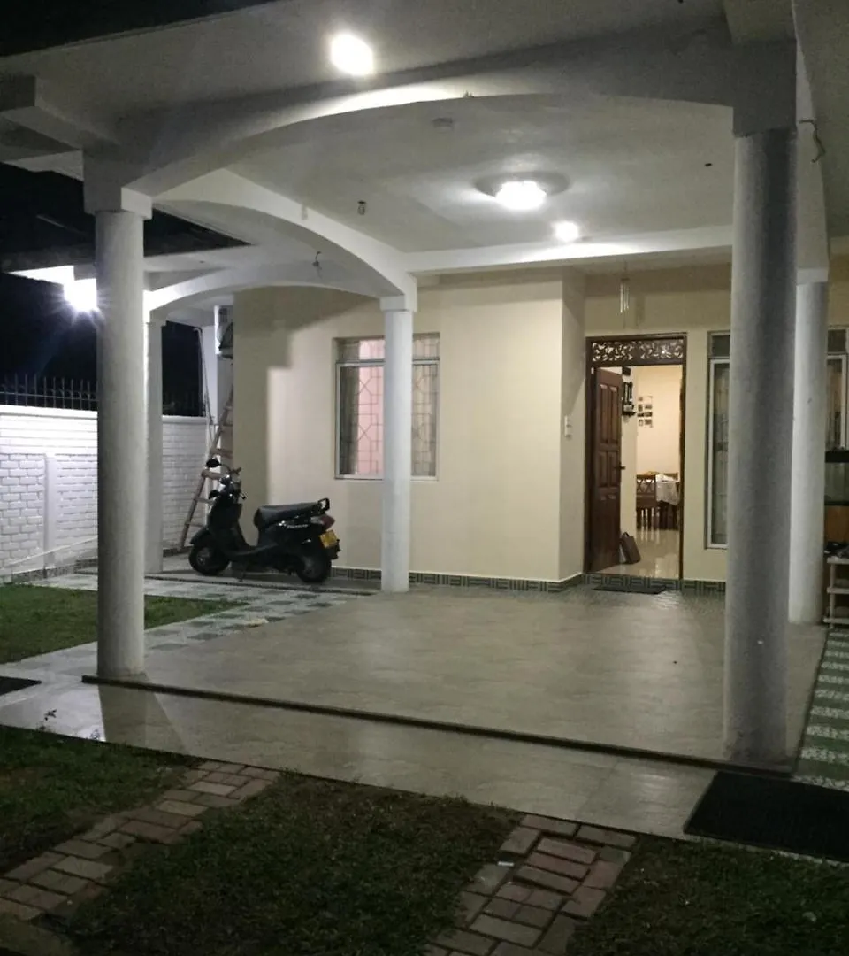 Ivory Home Stay & Self-Catering Guest House Ja-Ela