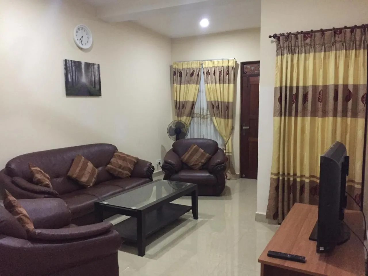 Ivory Home Stay & Self-Catering Guest House Ja-Ela Sri Lanka