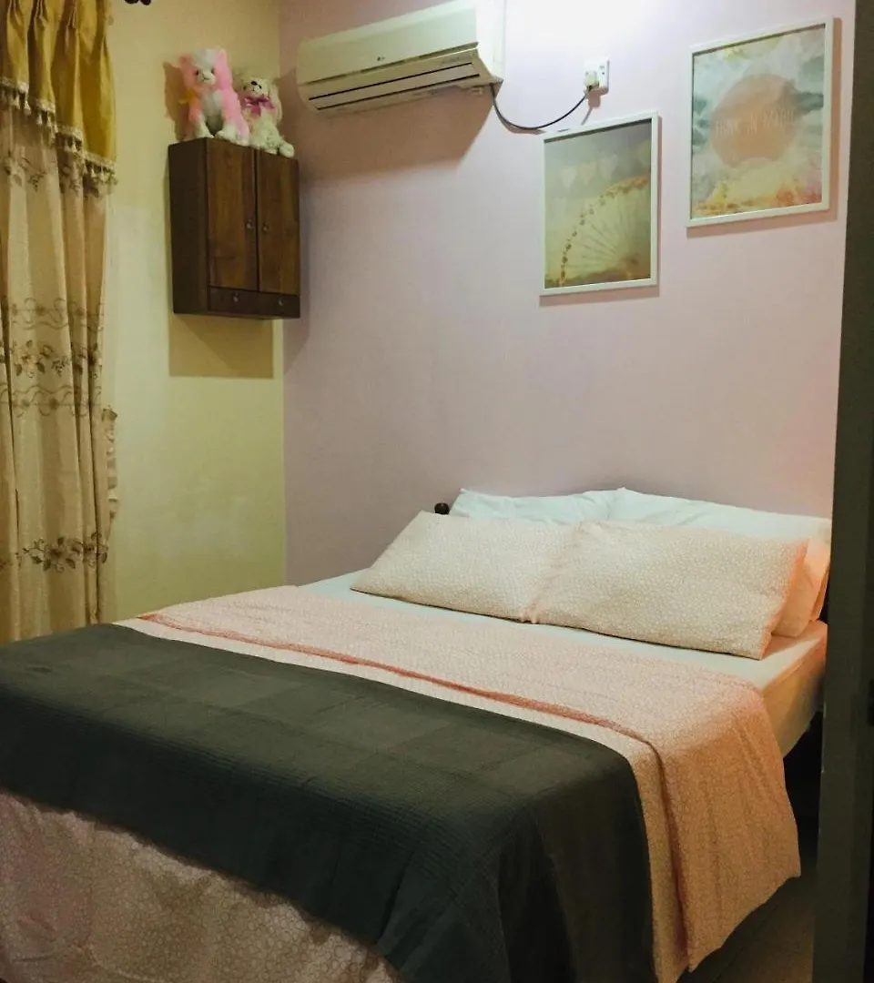 Ivory Home Stay & Self-Catering Guest House Ja-Ela Sri Lanka